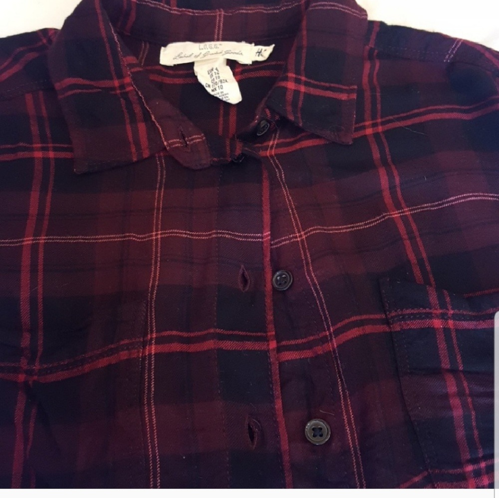 Cozy Red/black Top